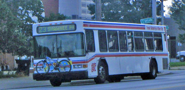 TARC Gillig Advantage 917